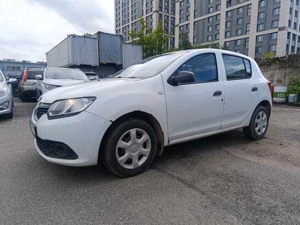 Renault Sandero II с пробегом 2015 года, цена 439 000 рублей, 171408 км, хэтчбек, Автокод Объявления
