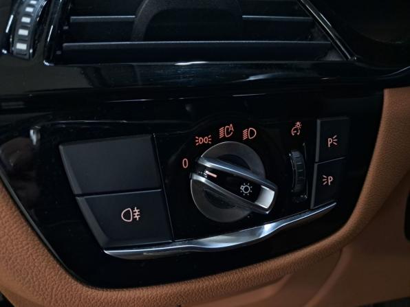 BMW 5 серии VII (G30/G31/G38) Рестайлинг с пробегом 2021 года, цена 5 200 000 рублей, 54997 км, седан, Автокод Объявления