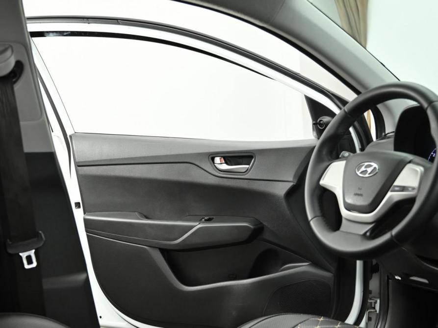 Hyundai Solaris I Рестайлинг Москва  - изображение 5