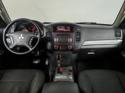 Mitsubishi Pajero IV Рестайлинг 1 Москва  - изображение 32