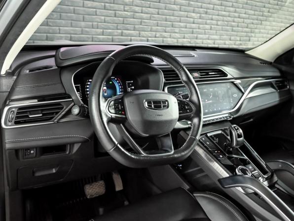 Geely Atlas Pro с пробегом 2022 года, цена 2 200 000 рублей, 60762 км, внедорожник, Автокод Объявления
