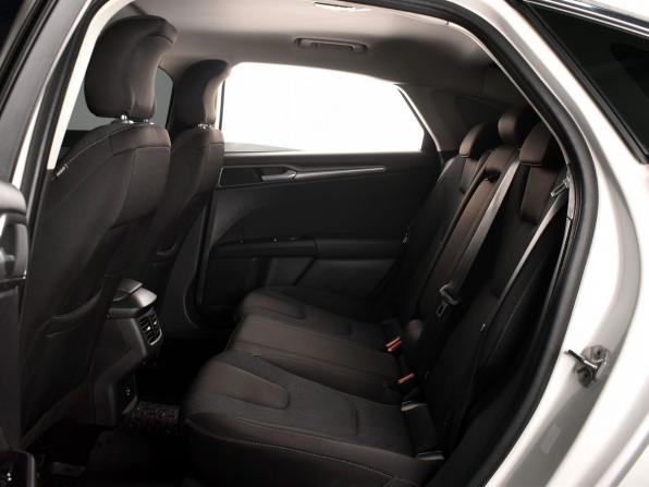Ford Mondeo V с пробегом 2016 года, цена 1 324 995 рублей, 308141 км, седан, Автокод Объявления