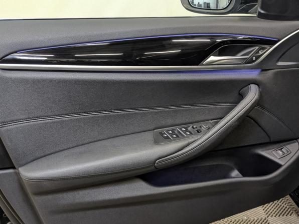 BMW 5 серии VII (G30/G31/G38) с пробегом 2018 года, цена 3 100 000 рублей, 118796 км, седан, Автокод Объявления