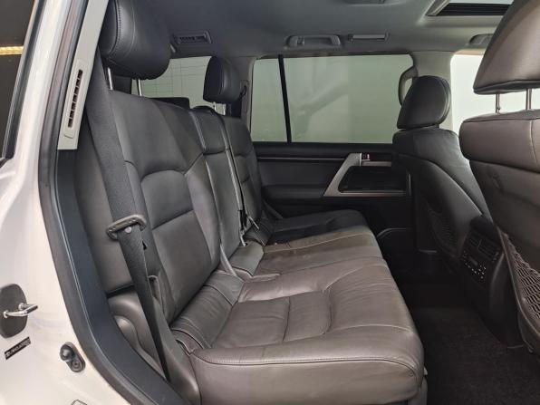 Toyota Land Cruiser 200 Series с пробегом 2009 года, цена 2 750 000 рублей, 272802 км, внедорожник, Автокод Объявления