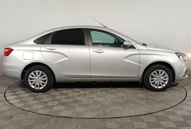 Lada (ВАЗ) Vesta I с пробегом 2018 года, цена 840 000 рублей, 119127 км, седан, Автокод Объявления
