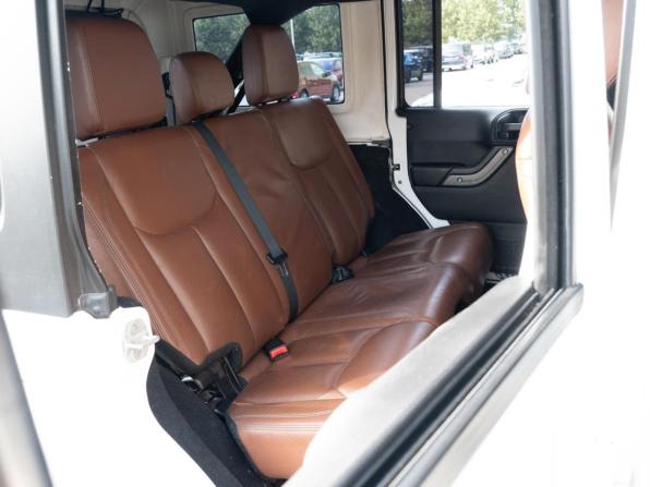 Jeep Wrangler III (JK) с пробегом 2013 года, цена 2 500 000 рублей, 130138 км, внедорожник, Автокод Объявления
