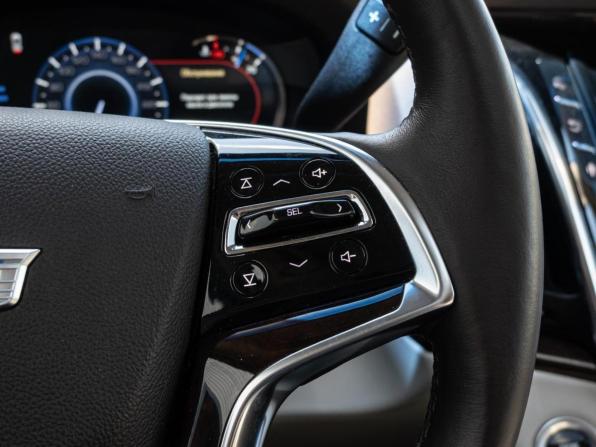 Cadillac Escalade IV с пробегом 2016 года, цена 5 200 000 рублей, 94143 км, внедорожник, Автокод Объявления