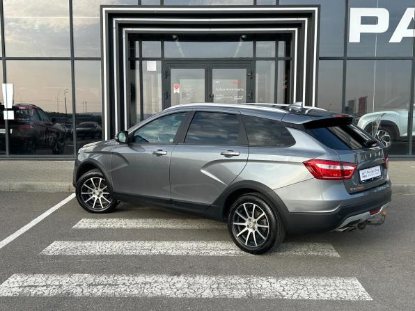 Lada (ВАЗ) Vesta I с пробегом 2020 года, цена 1 081 000 рублей, 102061 км, универсал, Автокод Объявления