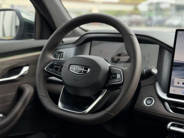 Geely Monjaro I Рестайлинг 2 (China Market) с пробегом 2026 года, цена 4 200 000 рублей, 25 км, внедорожник, Автокод Объявления
