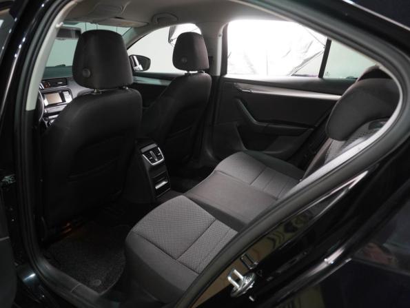 Skoda Octavia III (A7) с пробегом 2015 года, цена 1 329 000 рублей, 132231 км, лифтбек, Автокод Объявления