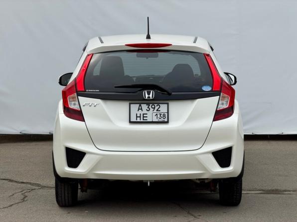 Honda Fit II с пробегом 2014 года, цена 1 050 000 рублей, 98000 км, хэтчбек, Автокод Объявления