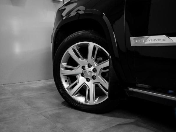 Cadillac Escalade IV с пробегом 2015 года, цена 3 999 000 рублей, 141726 км, внедорожник, Автокод Объявления
