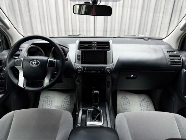 Toyota Land Cruiser Prado 150 Series с пробегом 2012 года, цена 2 629 000 рублей, 264211 км, внедорожник, Автокод Объявления
