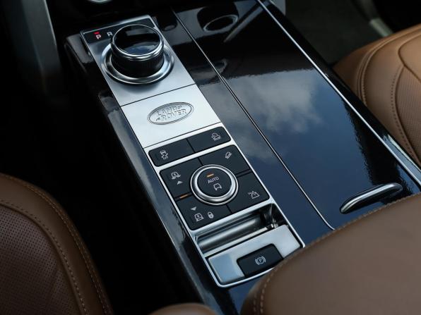 Land Rover Range Rover IV Рестайлинг с пробегом 2019 года, цена 5 798 000 рублей, 125022 км, внедорожник, Автокод Объявления