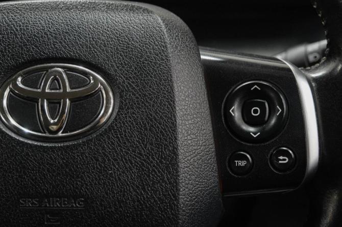Toyota Sienta II Рестайлинг с пробегом 2020 года, цена 1 799 000 рублей, 60000 км, компактвэн, Автокод Объявления