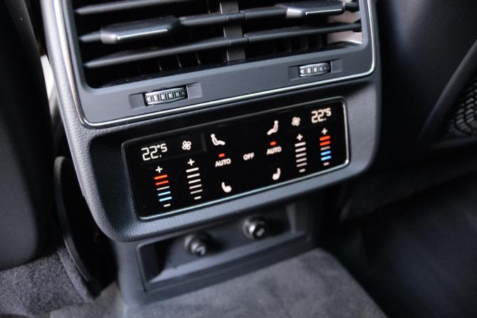 Audi Q7 II (4M) Рестайлинг с пробегом 2020 года, цена 4 990 000 рублей, 137204 км, внедорожник, Автокод Объявления