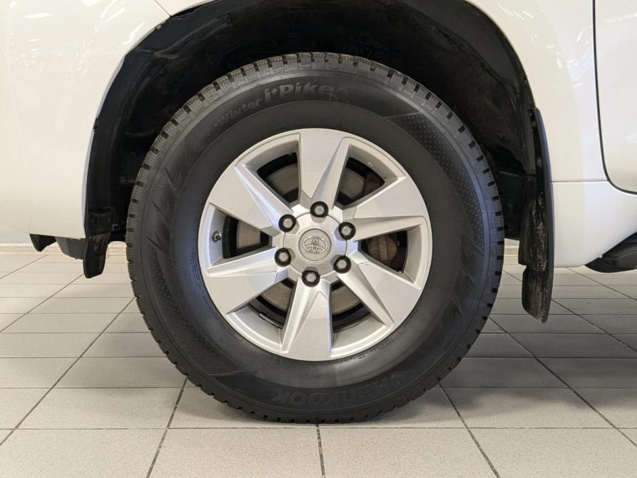 Toyota Land Cruiser Prado 150 Series Рестайлинг 2 Екатеринбург  - изображение 29
