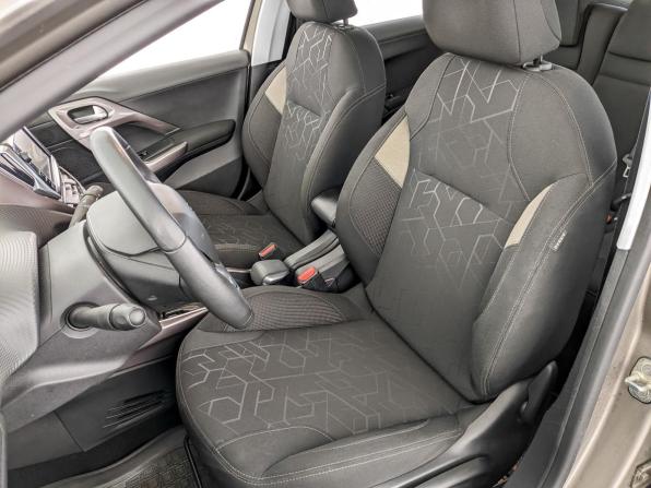 Peugeot 2008 I с пробегом 2014 года, цена 1 150 000 рублей, 45531 км, внедорожник, Автокод Объявления
