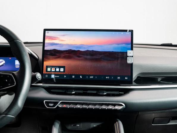 Geely Coolray I Рестайлинг 2 с пробегом 2025 года, цена 2 150 000 рублей, 11000 км, внедорожник, Автокод Объявления