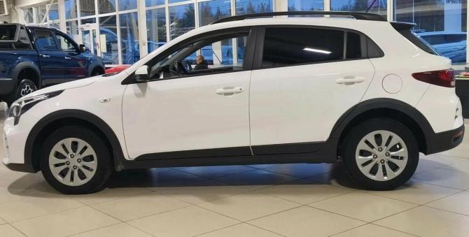 Kia Rio IV Рестайлинг с пробегом 2021 года, цена 1 828 000 рублей, 52000 км, хэтчбек, Автокод Объявления