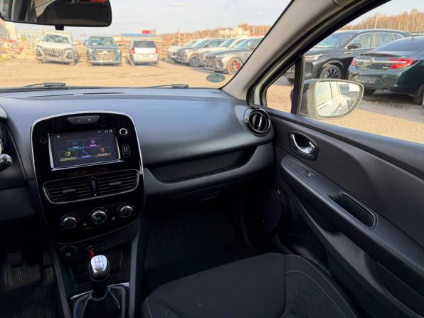 Renault Clio IV Рестайлинг с пробегом 2018 года, цена 895 000 рублей, 232000 км, хэтчбек, Автокод Объявления