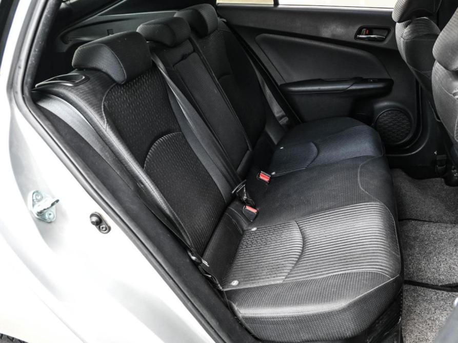 Toyota Prius IV (XW50) Новороссийск  - изображение 9