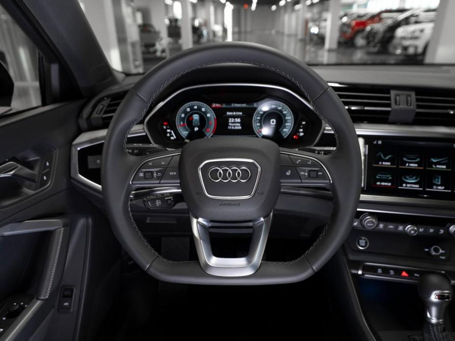 Audi Q3 II (F3) Москва  - изображение 11