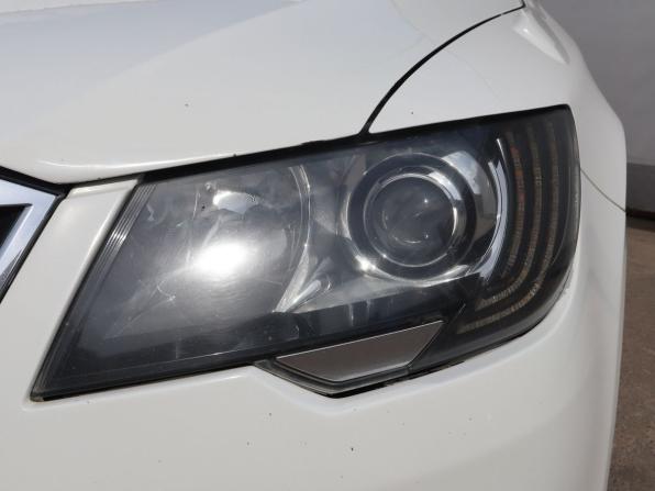 Skoda Superb II Рестайлинг с пробегом 2013 года, цена 1 120 000 рублей, 183751 км, лифтбек, Автокод Объявления