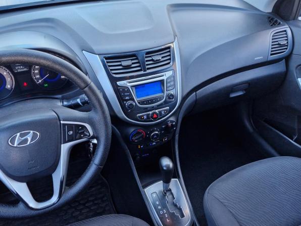 Hyundai Solaris I с пробегом 2014 года, цена 739 000 рублей, 206649 км, седан, Автокод Объявления