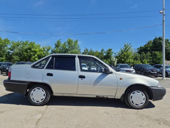 Daewoo Nexia I с пробегом 2008 года, цена 140 000 рублей, 133235 км, седан, Автокод Объявления