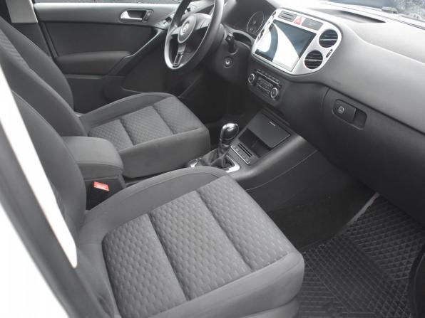 Volkswagen Tiguan I с пробегом 2011 года, цена 1 000 000 рублей, 177552 км, внедорожник, Автокод Объявления