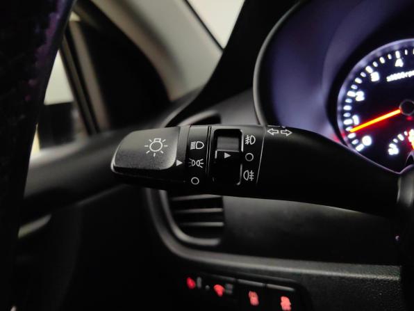 Kia Rio IV с пробегом 2019 года, цена 1 250 000 рублей, 89900 км, седан, Автокод Объявления