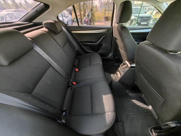 Skoda Octavia III (A7) Рестайлинг с пробегом 2019 года, цена 1 319 000 рублей, 200000 км, лифтбек, Автокод Объявления