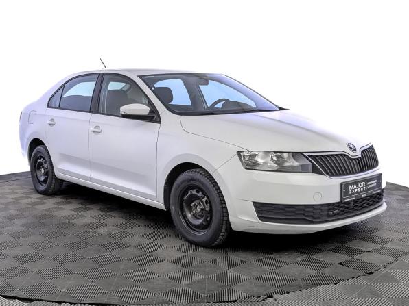 Skoda Rapid I Рестайлинг с пробегом 2018 года, цена 900 000 рублей, 178924 км, лифтбек, Автокод Объявления