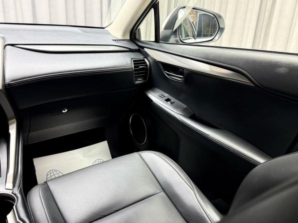 Lexus NX I Рестайлинг с пробегом 2018 года, цена 2 899 000 рублей, 170757 км, внедорожник, Автокод Объявления