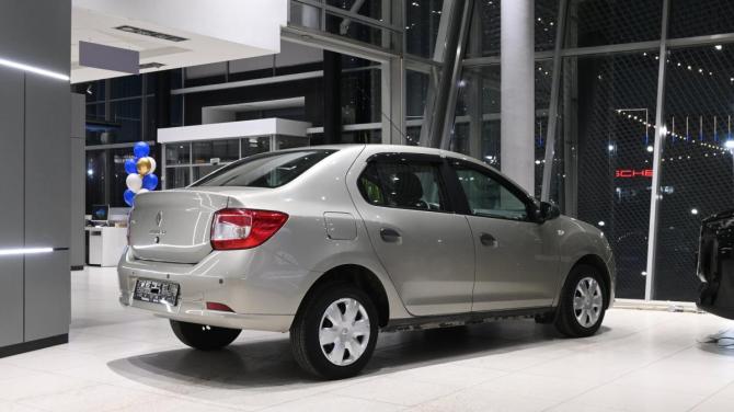 Renault Logan II с пробегом 2017 года, цена 775 000 рублей, 61741 км, седан, Автокод Объявления