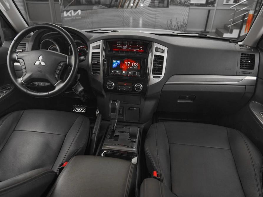Mitsubishi Pajero IV Рестайлинг 2 Москва  - изображение 8