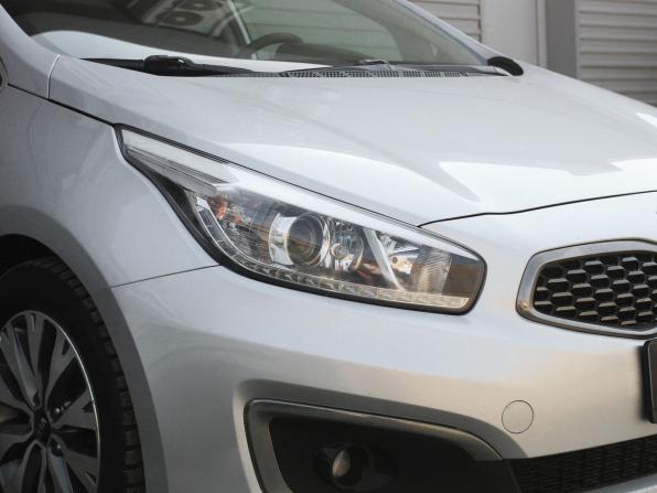 Kia Ceed II Рестайлинг с пробегом 2017 года, цена 1 349 000 рублей, 128011 км, универсал, Автокод Объявления
