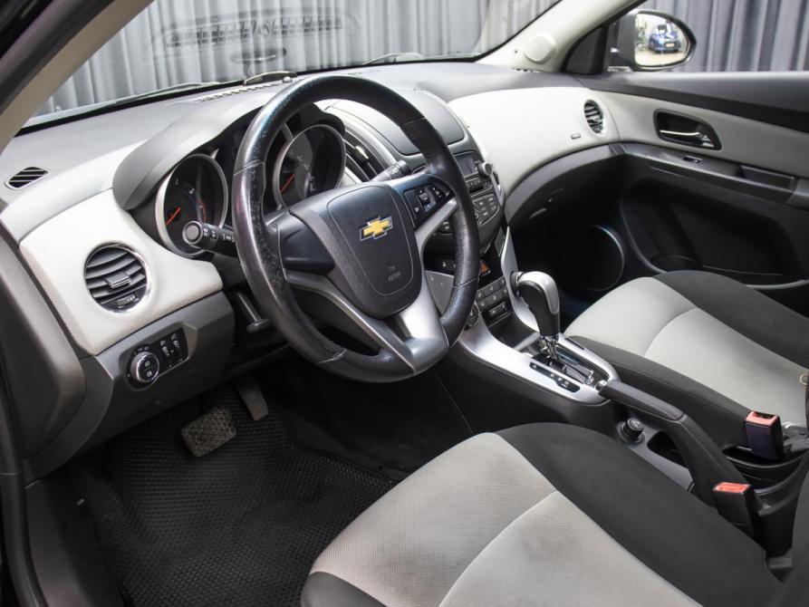 Chevrolet Cruze I Рестайлинг Москва  - изображение 16
