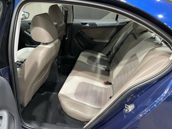 Volkswagen Jetta VI с пробегом 2013 года, цена 1 080 000 рублей, 118546 км, седан, Автокод Объявления