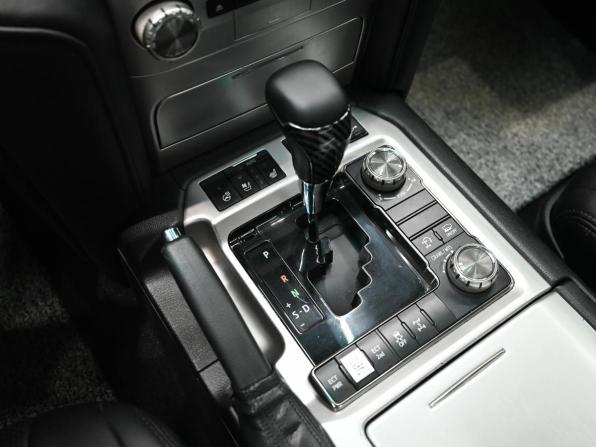 Toyota Land Cruiser 200 Series Рестайлинг 2 с пробегом 2015 года, цена 5 200 000 рублей, 220676 км, внедорожник, Автокод Объявления