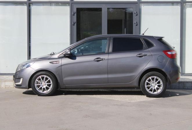 Kia Rio III с пробегом 2013 года, цена 910 000 рублей, 118147 км, хэтчбек, Автокод Объявления