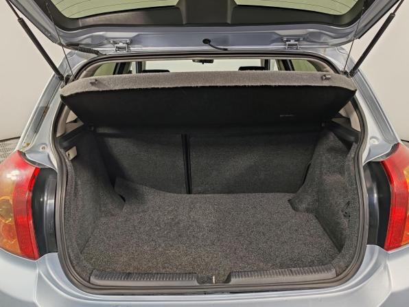 Toyota Corolla IX (E120 E130) Рестайлинг с пробегом 2004 года, цена 499 000 рублей, 283916 км, хэтчбек, Автокод Объявления