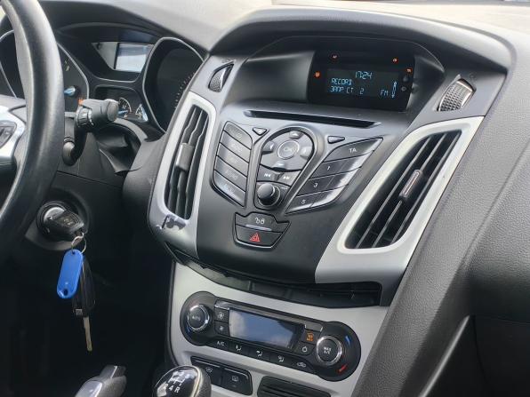 Ford Focus III с пробегом 2012 года, цена 619 000 рублей, 232773 км, седан, Автокод Объявления