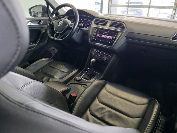 Volkswagen Tiguan II с пробегом 2020 года, цена 2 639 000 рублей, 218000 км, внедорожник, Автокод Объявления