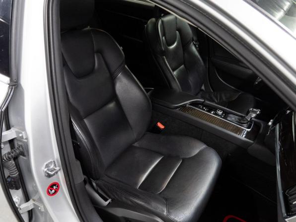 Volvo S90 II с пробегом 2017 года, цена 2 380 000 рублей, 153756 км, седан, Автокод Объявления