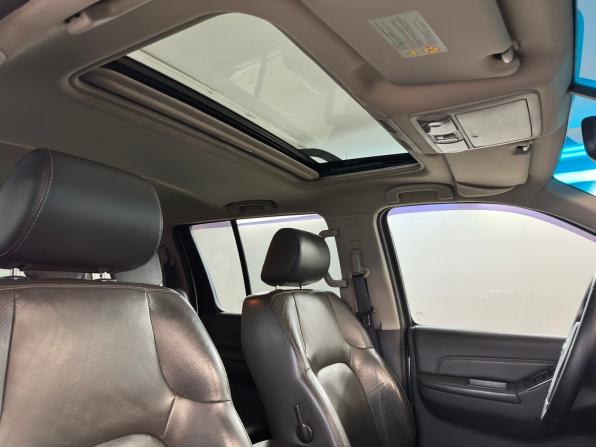 Nissan Pathfinder III Рестайлинг с пробегом 2012 года, цена 1 530 000 рублей, 259270 км, внедорожник, Автокод Объявления