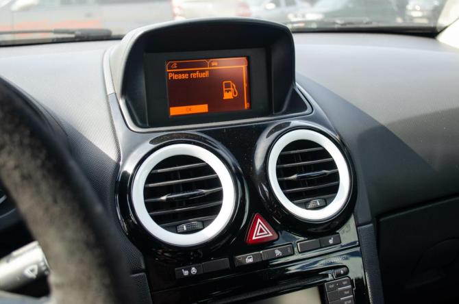 Opel Corsa D Рестайлинг II с пробегом 2012 года, цена 589 000 рублей, 224000 км, хэтчбек, Автокод Объявления