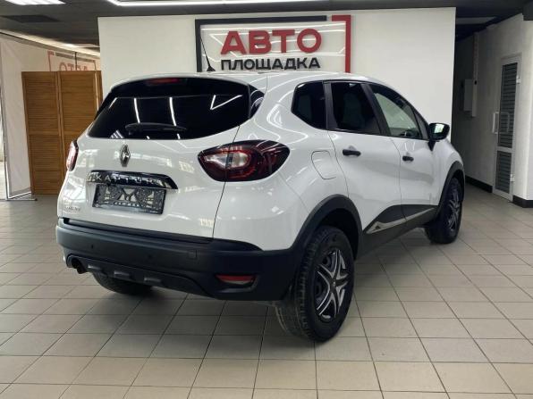 Renault Kaptur I с пробегом 2018 года, цена 1 079 000 рублей, 181000 км, внедорожник, Автокод Объявления
