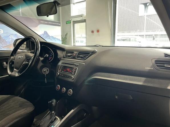 Kia Rio III Рестайлинг с пробегом 2017 года, цена 1 050 000 рублей, 169000 км, седан, Автокод Объявления